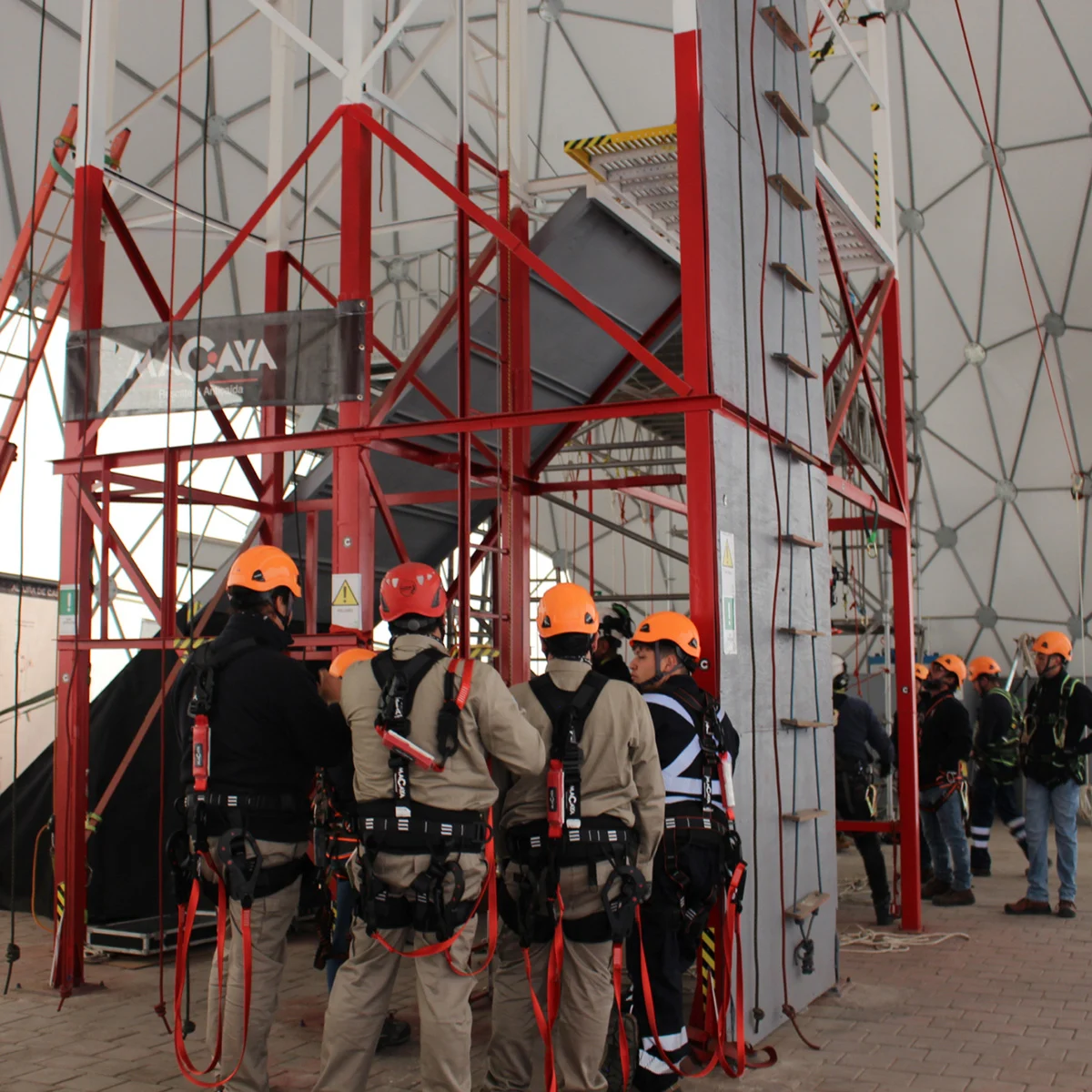 Curso de trabajo en altura con código SENCE - Macaya Safety