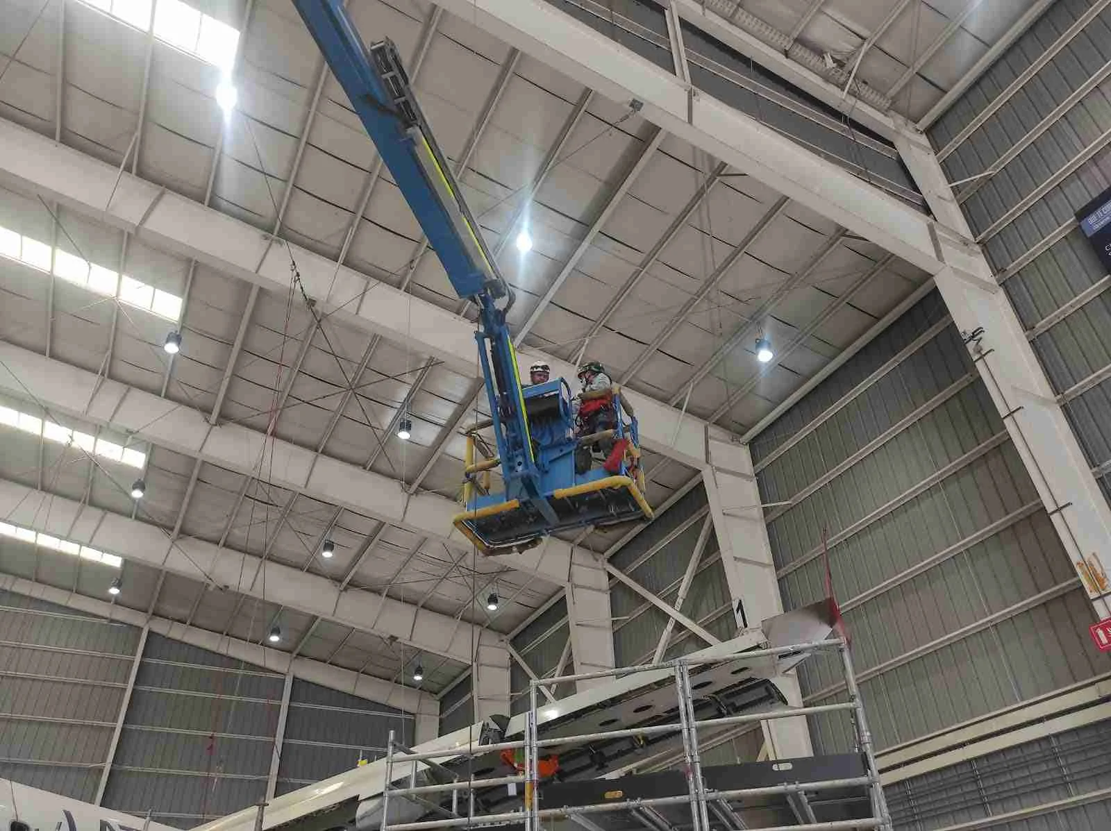 Aplicaciones de las líneas de vida en un hangar aeronáutico