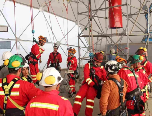 Formación Técnica en Rescate en Altura: Preparación Especializada para Situaciones de Emergencia